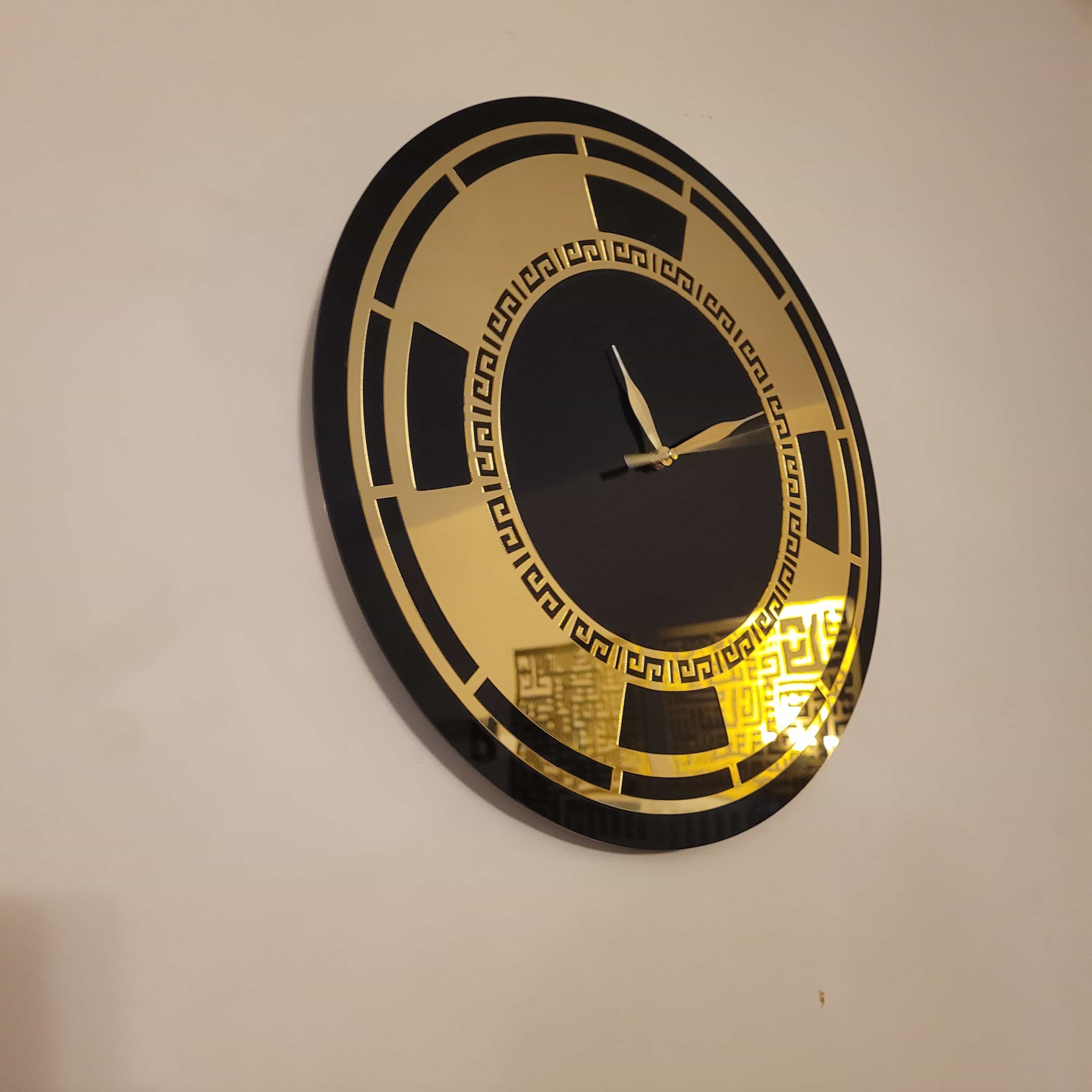 Modern Dual-Layer Acrylic Wall Clock – Black & Gold (16 Inches)
